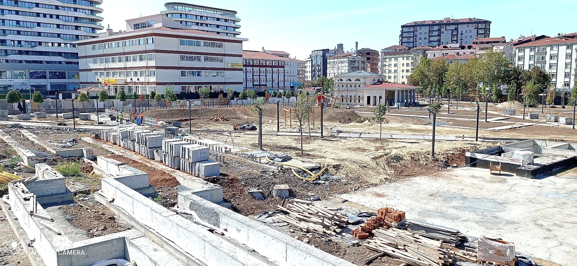 GÜNGÖREN MİLLET BAHÇESİ